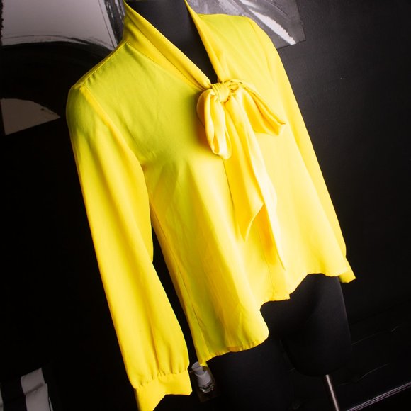 Yellow Blouse - Picture 1 of 3